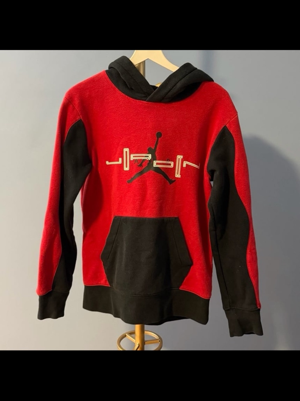 ⚡️⭐️Jordan Boys Hoodie - Size: Medium